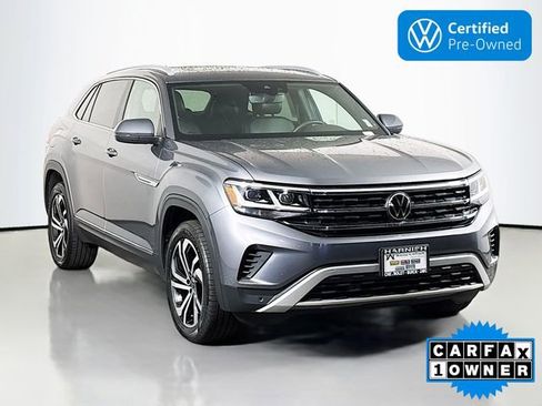 Certified 2022 Volkswagen Atlas Cross Sport SEL AWD/4WD image 1