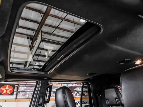 Used 2015 Ford Expedition EL Platinum AWD/4WD image 32