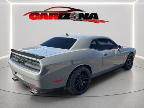 Used 2017 Dodge Challenger R/T Scat Pack w/ Driver Convenience Group RWD image 11
