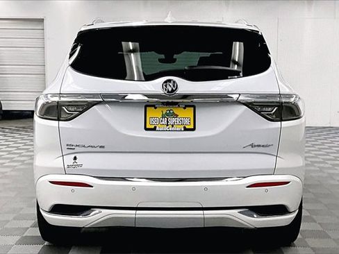 Used 2022 Buick Enclave Avenir image 4