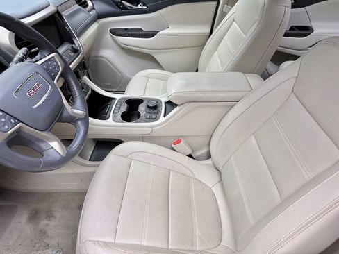 Used 2020 GMC Acadia Denali AWD/4WD image 10