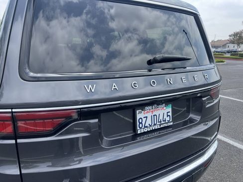 Used 2022 Jeep Wagoneer Series II w/ Premium Group I AWD/4WD image 21