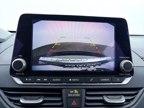 Used 2021 Nissan Altima 2.5 SV w/ SV Premium Package image 7