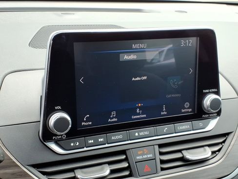 Used 2023 Nissan Altima 2.5 SV AWD/4WD image 16