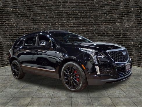 Used 2023 Cadillac XT5 Sportv w/ Technology Package image 1