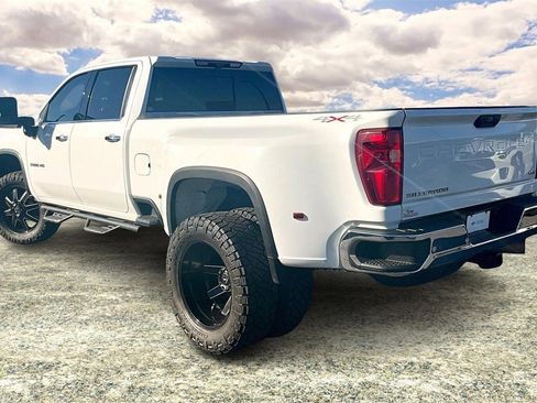 Used 2024 Chevrolet Silverado 3500 LTZ w/ LTZ Plus Package image 4