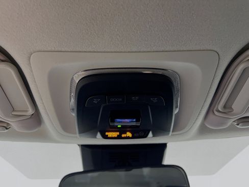 Used 2023 Toyota Corolla LE image 21