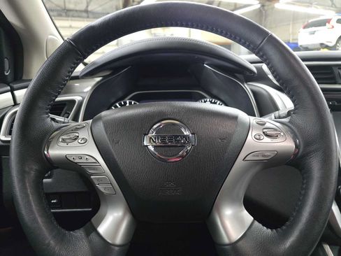 Used 2018 Nissan Murano SL w/ Midnight Edition Package FWD image 26
