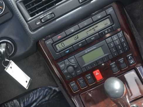 Used 2001 Mercedes-Benz SL 600 image 30