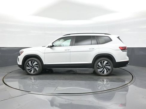 New 2026 Volkswagen Atlas SE FWD image 4
