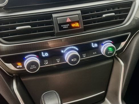 Used 2022 Honda Accord Sport image 22