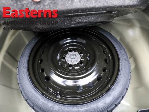 Used 2025 Toyota Corolla SE image 21