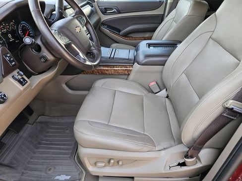 Used 2020 Chevrolet Suburban Premier RWD image 11