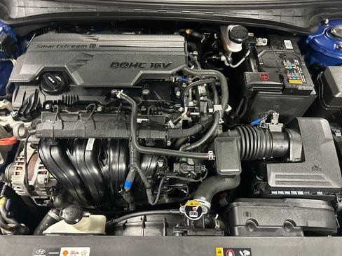 Used 2022 Hyundai Elantra SEL FWD image 24