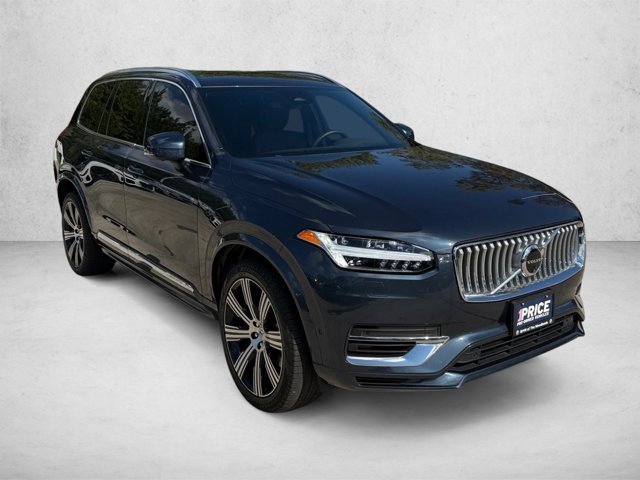 Used 2024 Volvo XC90 T8 Plus w/ Protection Package Premier AWD/4WD image 3