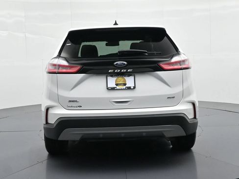 Used 2024 Ford Edge SEL AWD/4WD image 7