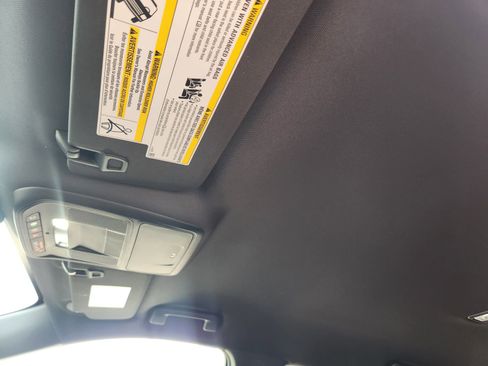 New 2026 Chevrolet Equinox LT w/ Convenience Package II image 22