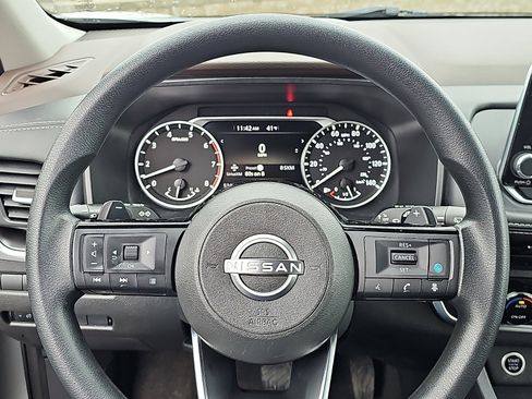 Certified 2023 Nissan Rogue SV image 19