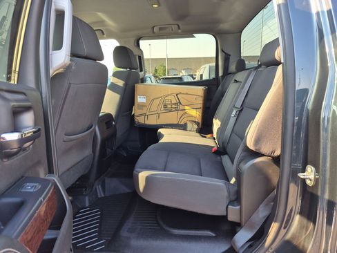Used 2018 GMC Sierra 1500 SLE w/ SLE Fleet Preferred Package AWD/4WD image 25