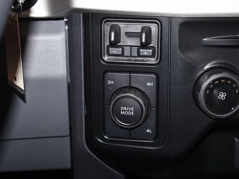 New 2026 Ford F550 4x4 Regular Cab Super Duty image 16