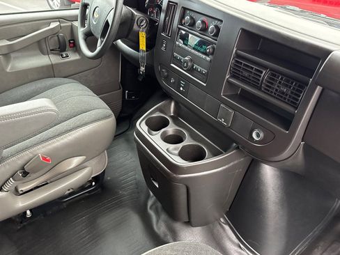 Used 2024 Chevrolet Express 2500 w/ Driver Convenience Package image 15