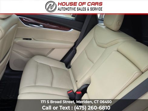 Used 2017 Cadillac XT5 Premium Luxury AWD/4WD image 34