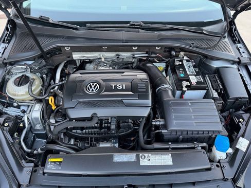 Used 2015 Volkswagen Golf Launch Edition FWD image 21