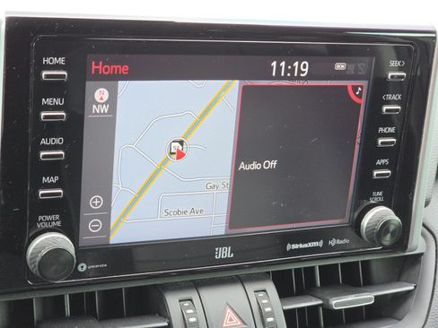 Used 2020 Toyota RAV4 Limited FWD image 24