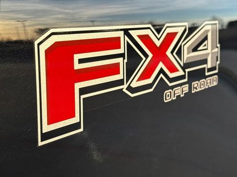 Used 2024 Ford F250 King Ranch w/ FX4 Off-Road Package image 10