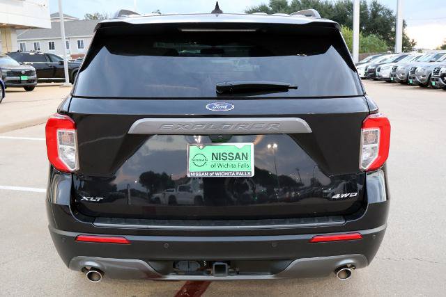 Used 2023 Ford Explorer XLT w/ Equipment Group 202A AWD/4WD image 7