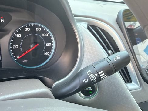 Used 2025 Chevrolet Malibu LT FWD image 27