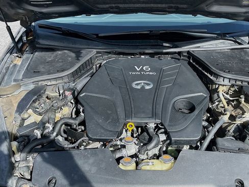 Used 2019 INFINITI Q60 3.0t Luxe w/ Essential Package image 31
