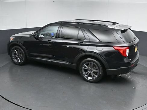 Certified 2024 Ford Explorer XLT w/ Equipment Group 202A AWD/4WD image 51