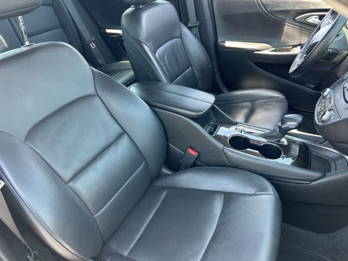 Certified 2024 Chevrolet Malibu LT FWD image 10
