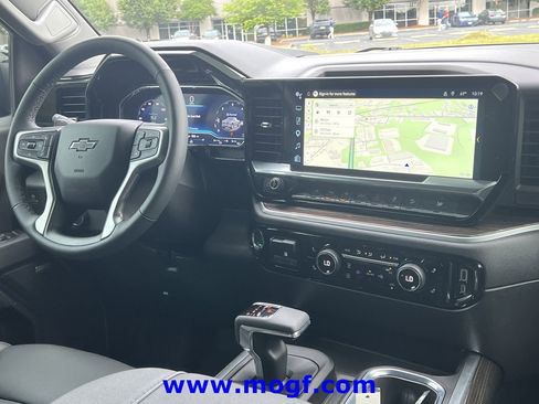 Used 2025 Chevrolet Silverado 1500 RST w/ RST All Star Premium Package AWD/4WD image 6