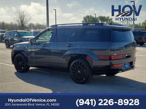 Used 2025 Hyundai Santa Fe Calligraphy AWD/4WD image 8