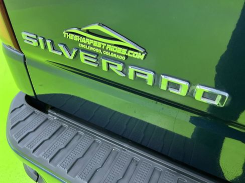 Used 2019 Chevrolet Silverado 1500 High Country w/ Technology Package AWD/4WD image 12