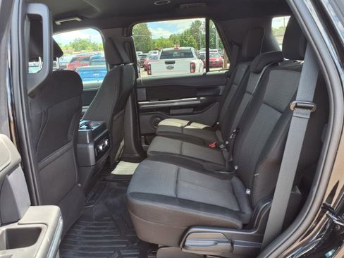Used 2021 Ford Expedition XLT w/ Black Accent Package image 14