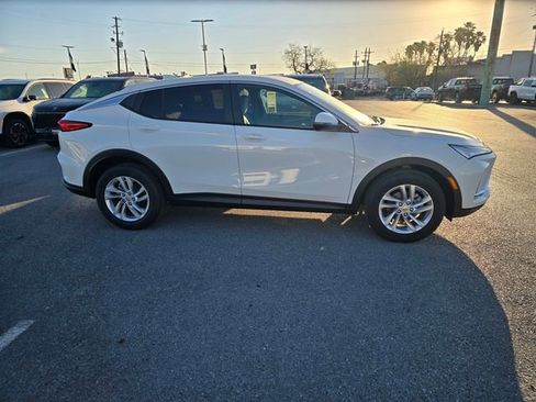 New 2026 Buick Envista Sport Touring w/ Convenience I Package FWD image 4