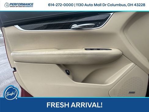 Used 2017 Cadillac XT5 FWD w/ LPO, Wheel Lock Package image 11