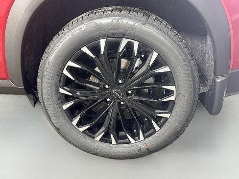 New 2026 Nissan Rogue SV AWD/4WD image 30