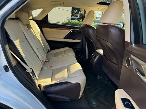 Used 2017 Lexus RX 350 AWD image 34