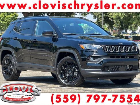 New 2026 Jeep Compass Latitude AWD/4WD image 1