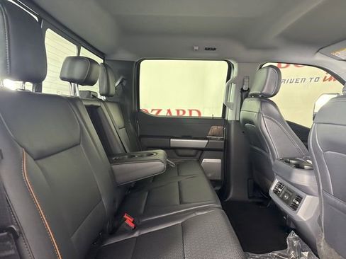 New 2026 Ford F250 Lariat w/ Chrome Package image 25
