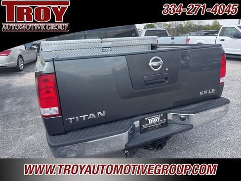 Used 2004 Nissan Titan LE w/ (Tow) Big Tow Pkg image 6