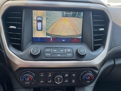 Used 2019 GMC Acadia Denali w/ Technology Package AWD/4WD image 21