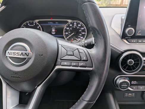 Used 2020 Nissan Sentra SV FWD image 15