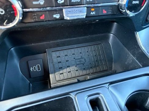 Used 2025 Ford F150 XLT w/ Equipment Group 303A High AWD/4WD image 31
