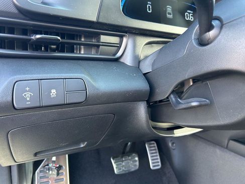 New 2026 Hyundai Elantra SEL Sport Premium FWD image 18