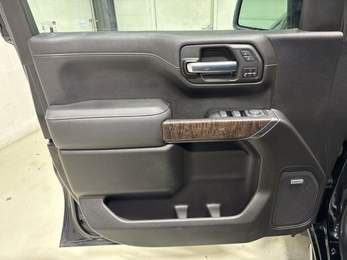 Used 2019 GMC Sierra 1500 Denali w/ Denali Ultimate Package image 16